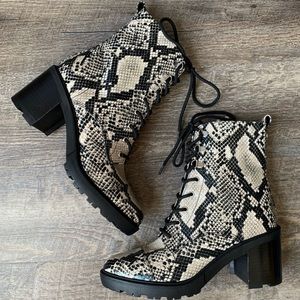 Marc Fisher Lanie Snakeskin Combat Boots Size 9